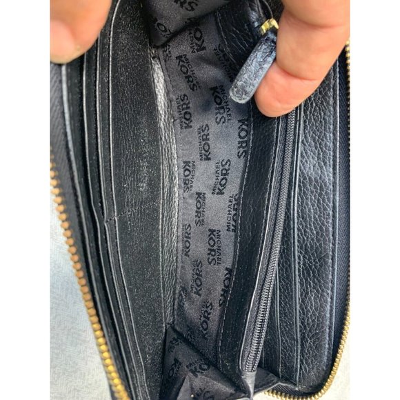 SOLD Michael Kors Coach & Other Small Women's Coin - Picture 9 of 16